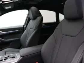 BMW i4 (2026) thumbnail 11