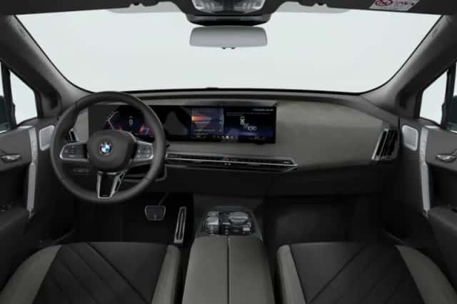 BMW iX (2026) thumbnail 3