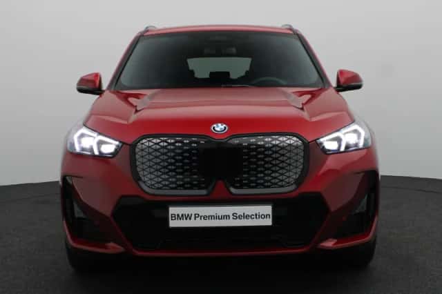 BMW iX1 (2026) thumbnail 3