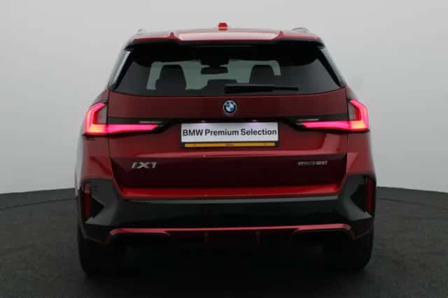 BMW iX1 (2026) thumbnail 5
