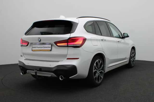BMW X1 (2022) thumbnail 2