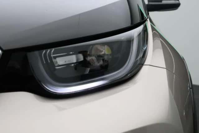 BMW i3 (2021) thumbnail 6