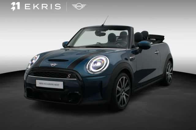 MINI Cabrio (2021) thumbnail 1