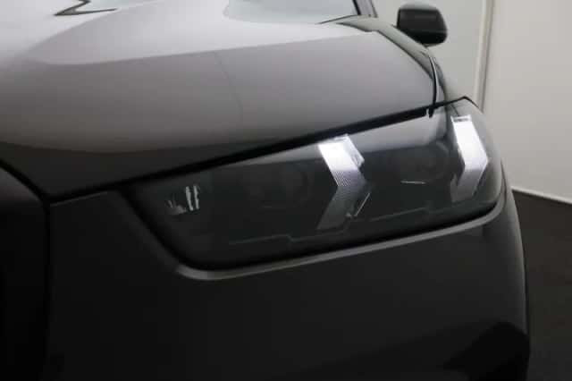 BMW X5 (2025) thumbnail 6