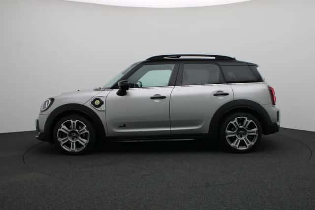 MINI Countryman (2023) thumbnail 4
