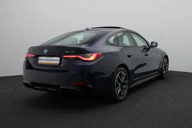 BMW i4 (2025) thumbnail 2