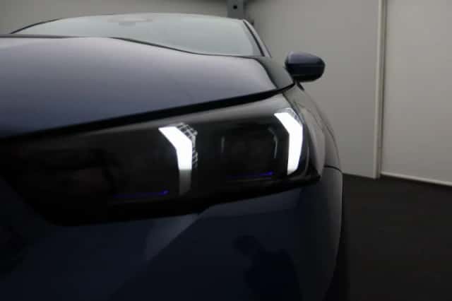 BMW i5 (2026) thumbnail 6
