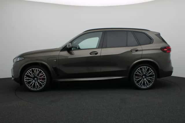 BMW X5 (2026) thumbnail 4