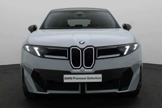 BMW iX3 (2026) thumbnail 3