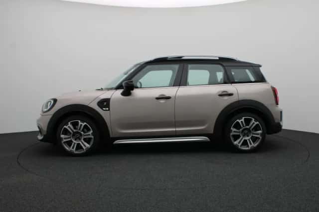 MINI Countryman (2021) thumbnail 4