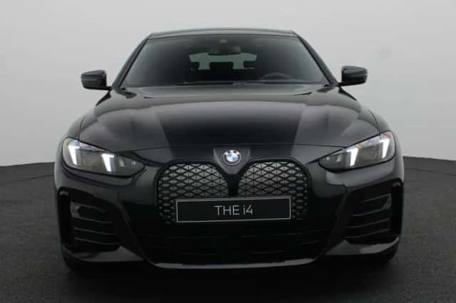 BMW i4 (2026) thumbnail 3