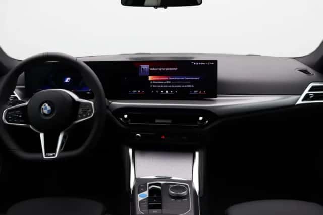 BMW i4 (2026) thumbnail 6