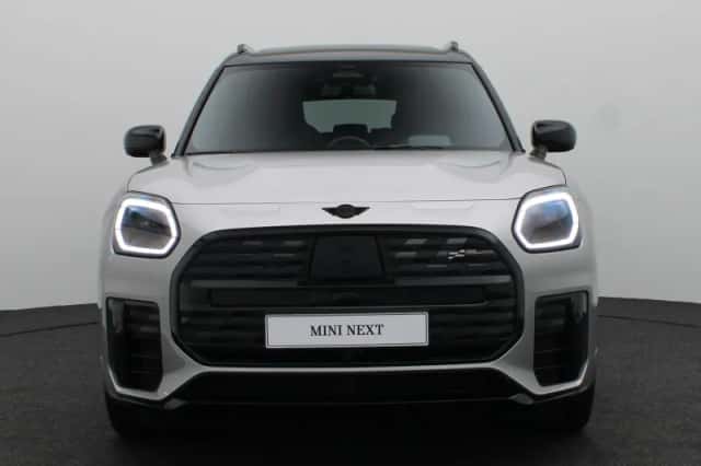 MINI Countryman (2025) thumbnail 3