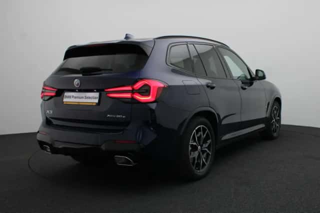 BMW X3 (2023) thumbnail 2