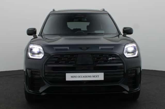 MINI Countryman (2024) thumbnail 3
