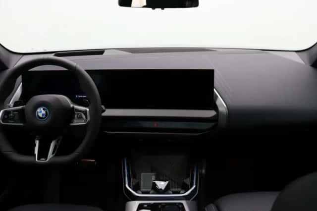 BMW X3 (2026) thumbnail 6