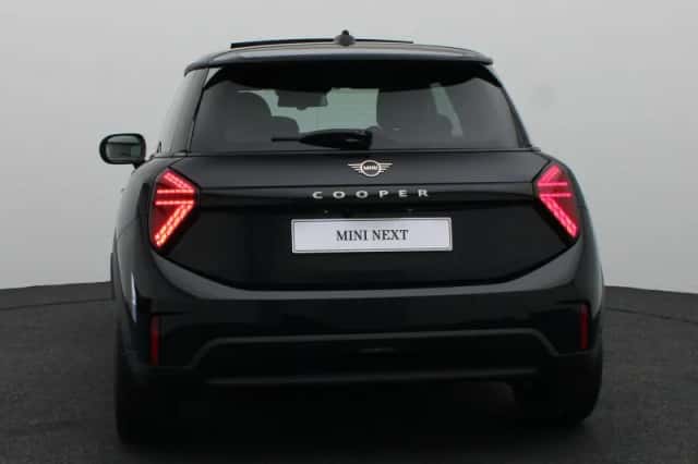 MINI Cooper (2026) thumbnail 5