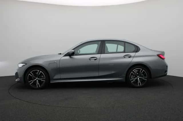 BMW 3-Serie (2025) thumbnail 4