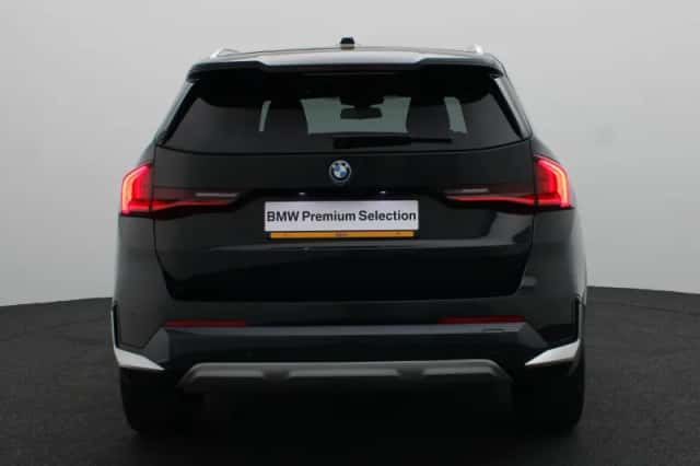 BMW X1 (2023) thumbnail 5