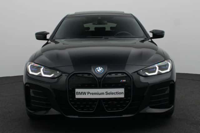 BMW i4 (2023) thumbnail 3
