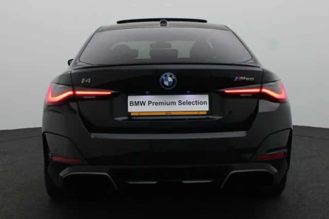 BMW i4 (2023) thumbnail 5