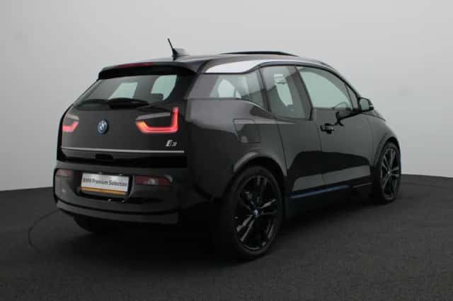 BMW i3 (2021) thumbnail 2