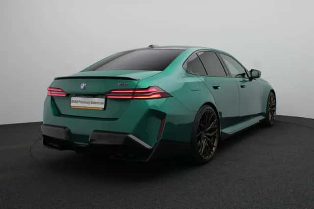 BMW 5-Serie (2024) thumbnail 2