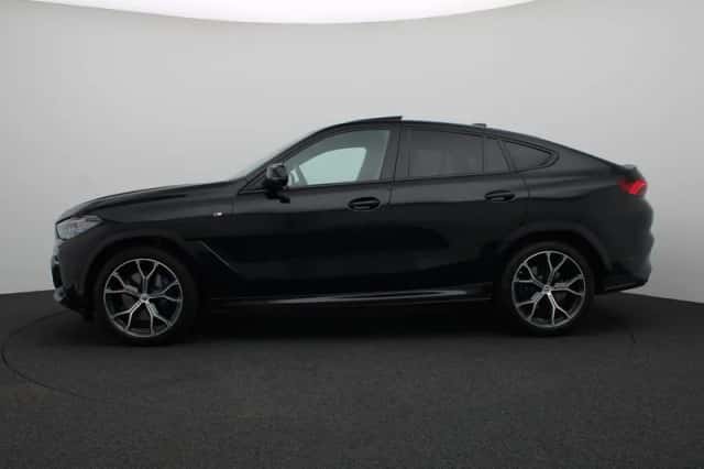 BMW X6 (2022) thumbnail 4