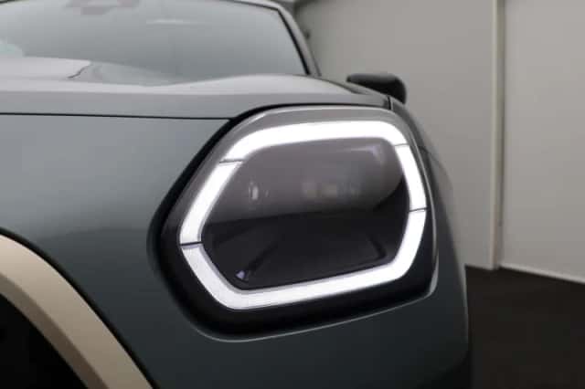 MINI Countryman (2024) thumbnail 6