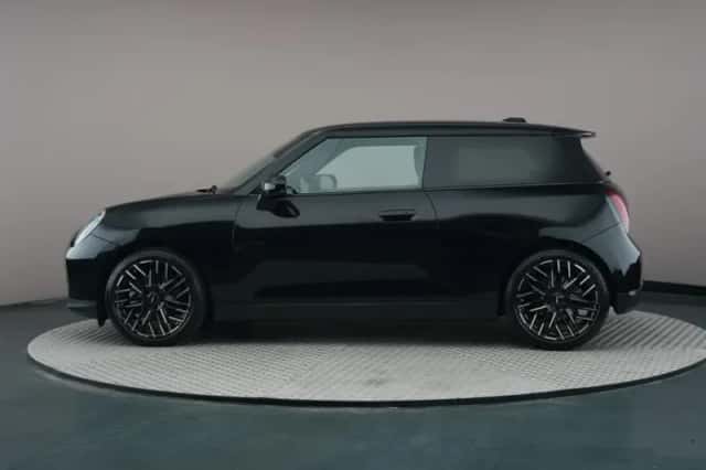 MINI Mini Electric (2025) thumbnail 2