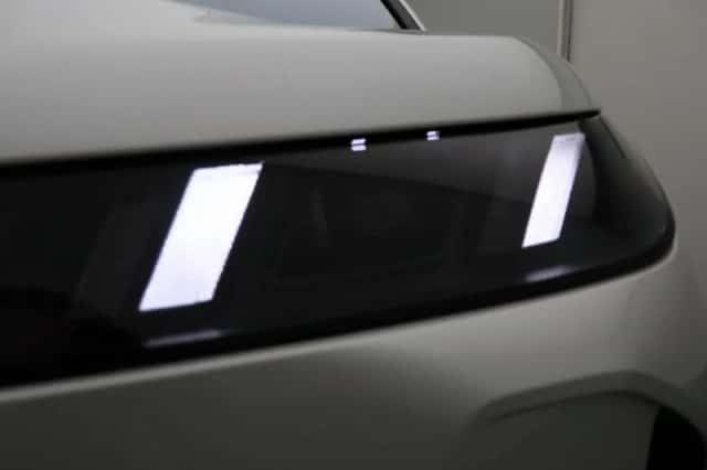 BMW iX (2026) thumbnail 6