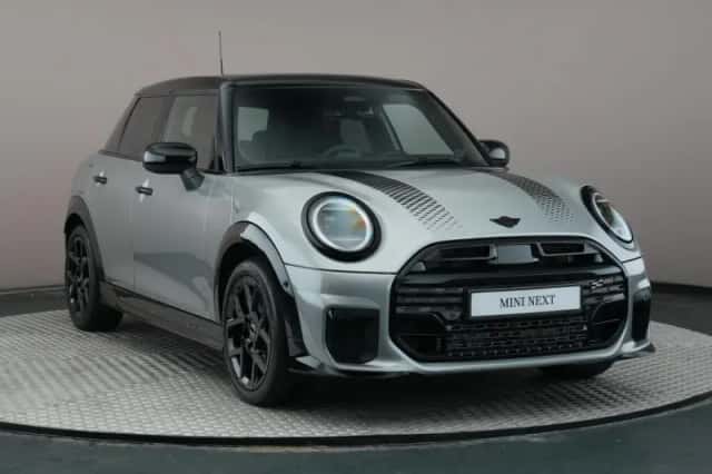 MINI Cooper (2025) thumbnail 6