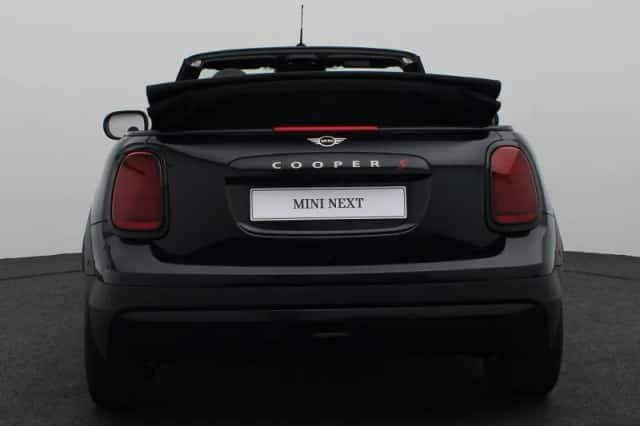 MINI Cabrio (2026) thumbnail 5