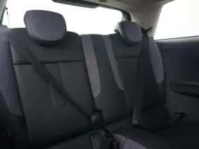 MINI Cooper (2024) thumbnail 9
