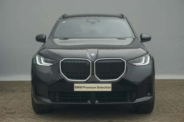 BMW X3 (2025) thumbnail 2