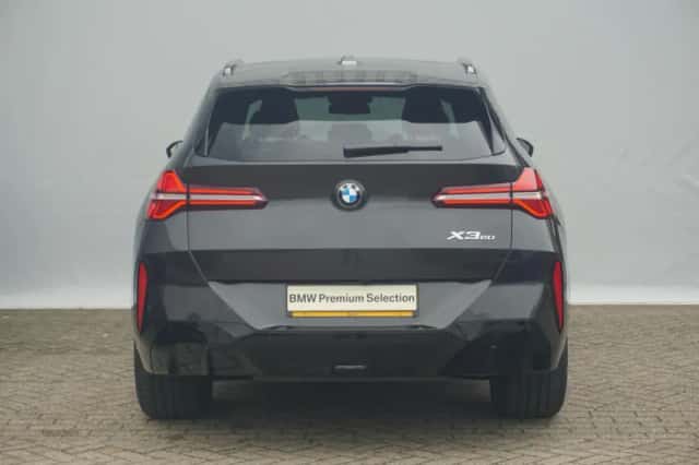 BMW X3 (2025) thumbnail 3