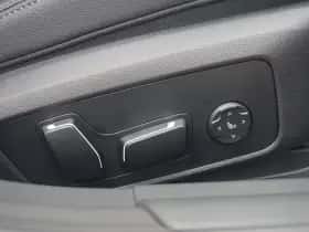 BMW i4 (2025) thumbnail 9
