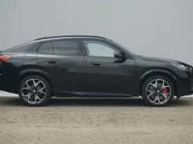 BMW iX2 (2025) thumbnail 4