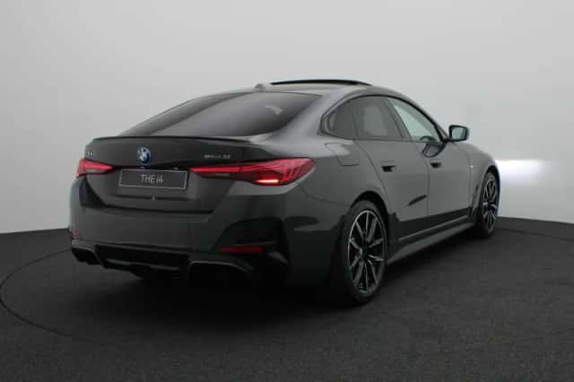 BMW i4 (2026) thumbnail 2
