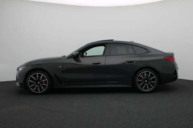 BMW i4 (2026) thumbnail 4