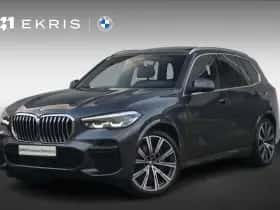 BMW X5 (2022)