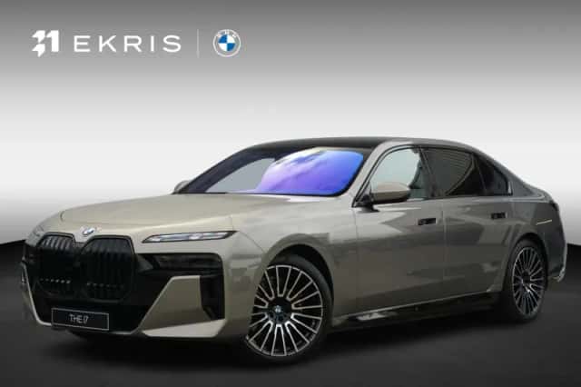 BMW i7 (2026) thumbnail 1