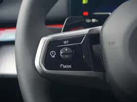 BMW i5 (2025) thumbnail 11