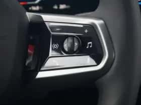 BMW i5 (2025) thumbnail 13