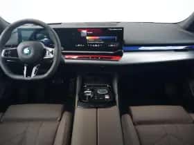 BMW i5 (2025) thumbnail 7