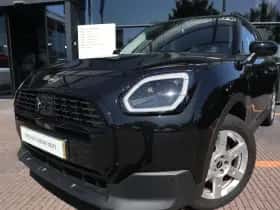 MINI Countryman (2025) thumbnail 2