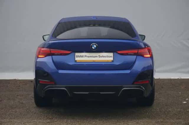 BMW i4 (2025) thumbnail 4