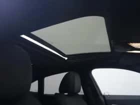 BMW i4 (2025) thumbnail 9