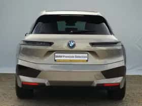BMW iX (2024) thumbnail 5