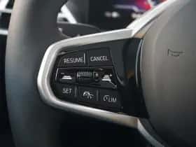 BMW i4 (2025) thumbnail 12